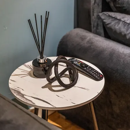 Apartament Spacious Flat - Sleeps 8 With Pool Table